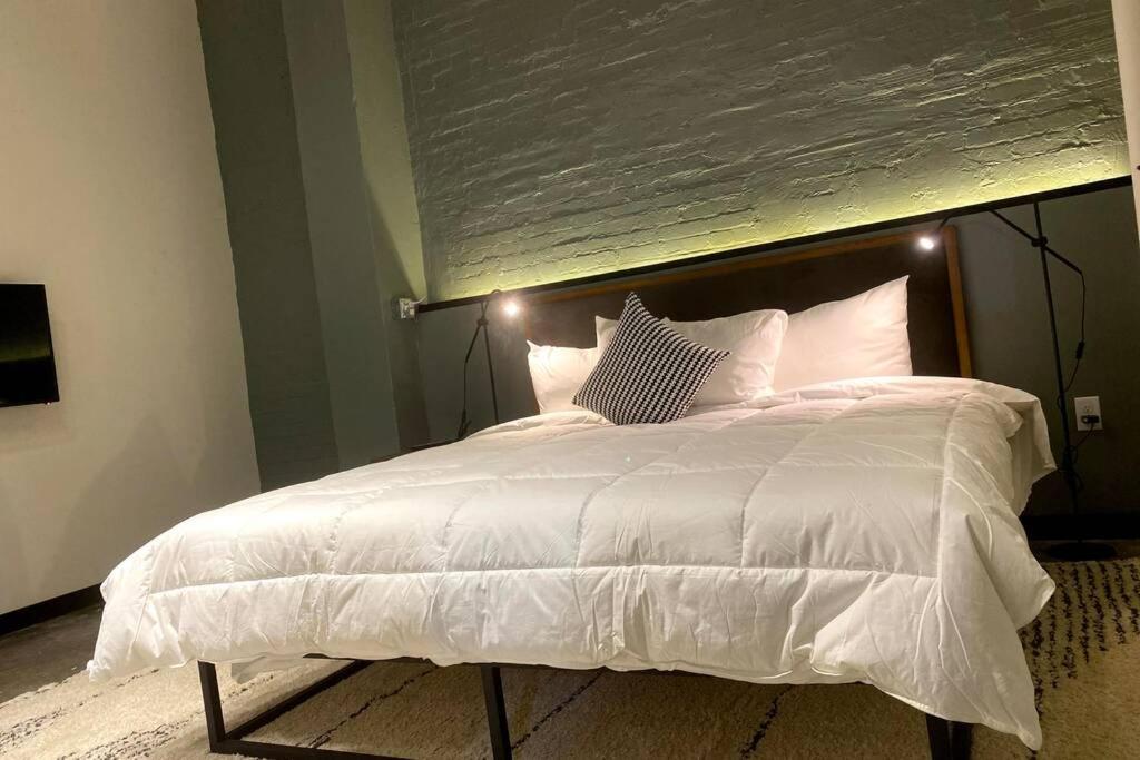 3E-Spacious 2 Bedroom In Oakland, Sleeps 8 Pittsburgh Ngoại thất bức ảnh