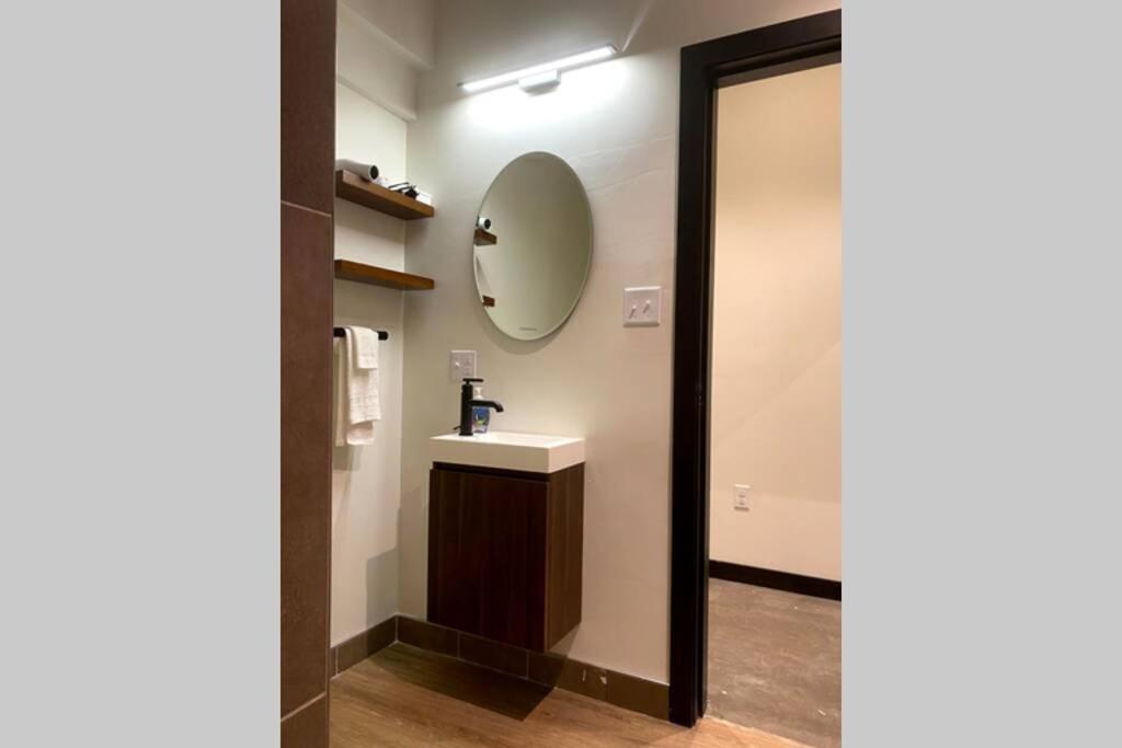 3E-Spacious 2 Bedroom In Oakland, Sleeps 8 Pittsburgh Ngoại thất bức ảnh